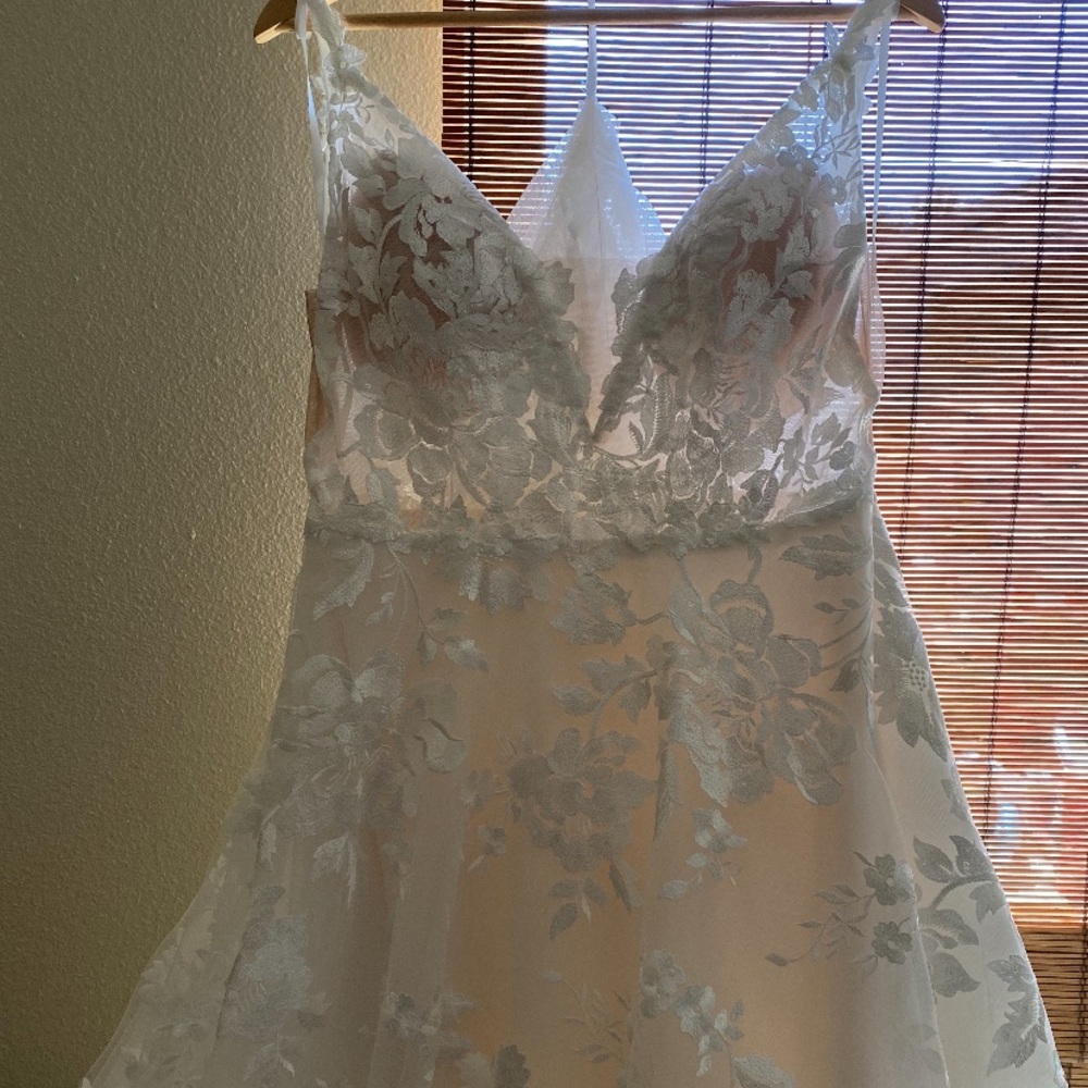 Never been worn wedding dress